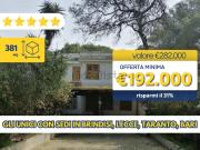 Villetta indipendente in vendita di 381 m² in Via Schirra