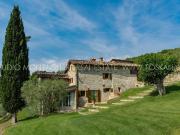 Villetta indipendente in vendita di 385 m² in Via Roma