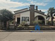 Villetta indipendente in vendita di 390 m² in Piazza...