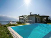 Villetta indipendente in vendita di 400 m² in Via Cima...