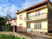 Villetta indipendente in vendita di 400 m² in Via Giarre