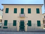 Villetta indipendente in vendita di 400 m² in Via Nicolò...