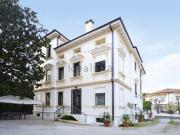 Villetta indipendente in vendita di 400 m² in Via Vecellio
