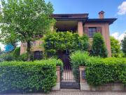 Villetta indipendente in vendita di 412 m² in Strada di...