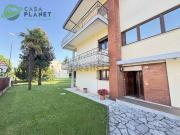 Villetta indipendente in vendita di 438 m²
