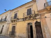 Villetta indipendente in vendita di 438 m² in Via Ugo...