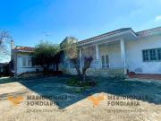 Villetta indipendente in vendita di 440 m² in Viale...