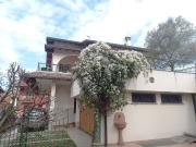 Villetta indipendente in vendita di 441 m² in Via Dossi, 22