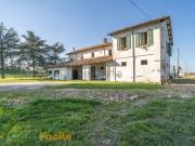 Villetta indipendente in vendita di 447 m² in Via Chiaviche