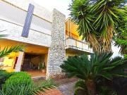 Villetta indipendente in vendita di 450 m² in Via Alcide...