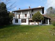 Villetta indipendente in vendita di 450 m² in Via Comm....