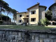 Villetta indipendente in vendita di 450 m² in Via degli...