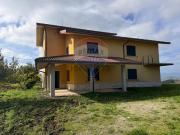 Villetta indipendente in vendita di 480 m² in Contrada Colle