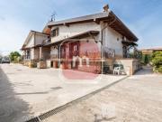 Villetta indipendente in vendita di 480 m² in Via Colle...