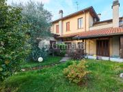 Villetta indipendente in vendita di 495 m² in Via...