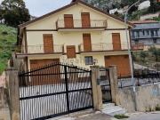 Villetta indipendente in vendita di 500 m²