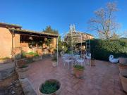 Villetta indipendente in vendita di 500 m² in Strada...