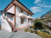 Villetta indipendente in vendita di 500 m² in Strada...