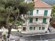 Villetta indipendente in vendita di 500 m² in Via Genova, 16