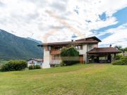 Villetta indipendente in vendita di 508 m² in Via Roat