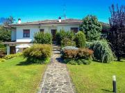 Villetta indipendente in vendita di 521 m² in Via Prato, 38