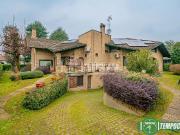Villetta indipendente in vendita di 522 m² in Via Melegnano