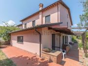 Villetta indipendente in vendita di 530 m²