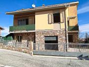 Villetta indipendente in vendita di 530 m² in Via Trentavisi Villetta indipendente in vendita di 530 m² in Via Trentavisi