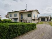 Villetta indipendente in vendita di 546 m² in Via Cento