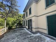 Villetta indipendente in vendita di 553 m² in Via Roma, 48