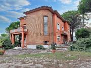 Villetta indipendente in vendita di 596 m² in Via dei...
