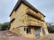 Villetta indipendente in vendita di 620 m² in Via Colle...