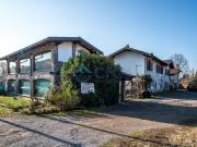 Villetta indipendente in vendita di 681 m² in Via Alcide...