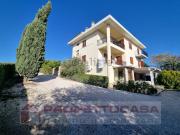 Villetta indipendente in vendita di 700 m² in Via Tesino