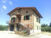 Villetta indipendente in vendita di 711 m² in Via Toscana