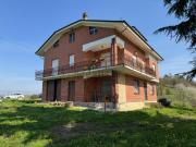 Villetta indipendente in vendita di 750 m² in Strada Serra