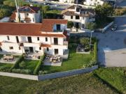 Villetta trifamiliare in vendita a Pardossi Cascina 130...