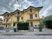 Villette a schiera in vendita a Quadrelle