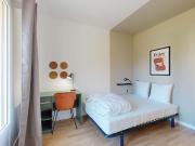 Villeurbanne Leclerc Private Room 1