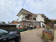 Villino a Schiera di 125 mq a MARTIN PESCATORE Pomezia