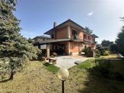 Villino a Schiera di 210 mq a Centro Mascalucia