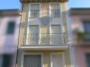 VILLINO in VENDITA a VIAREGGIO Don Bosco di 6 vani