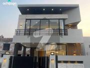 VIP 8 Marla House For Sale In Umar Block Bahria Town Lahore