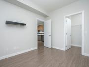 VIRIDIAN 217, 8 Sage Hill Terrace NW