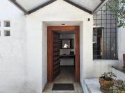 VISTA HERMOSA CASA AMPLIA Y REMODELADA EN VENTA