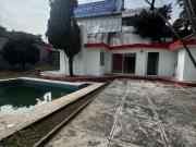 VISTA HERMOSA CASA CASI TERMINADA DE REMODELAR EN EL...