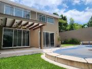 VISTA HERMOSA CASA EN VENTA Excelente ubicación