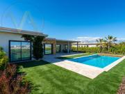 VISTA MAR Moradia NOVA com 4 quartos num condomínio fechado