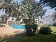 ¡Viva en un entorno de lujo y privacidad en este...