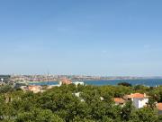 Viva o Sonho de Cascais: Duplex Exclusivo com Vista Mar!